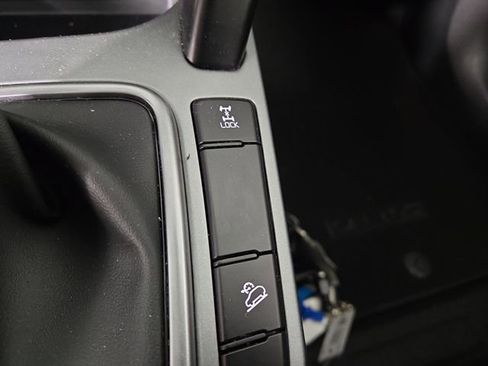 Used 2024 Kia Seltos LX AWD/4WD image 24