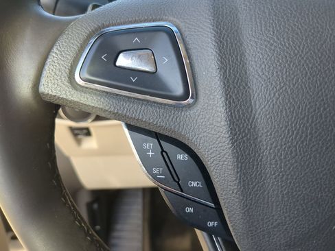 Used 2016 Lincoln MKX Select image 64