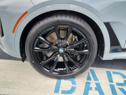 Used 2024 BMW X7 M60i w/ Executive Package AWD/4WD image 5