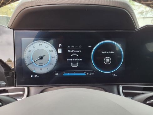 New 2025 Hyundai Elantra SEL image 20