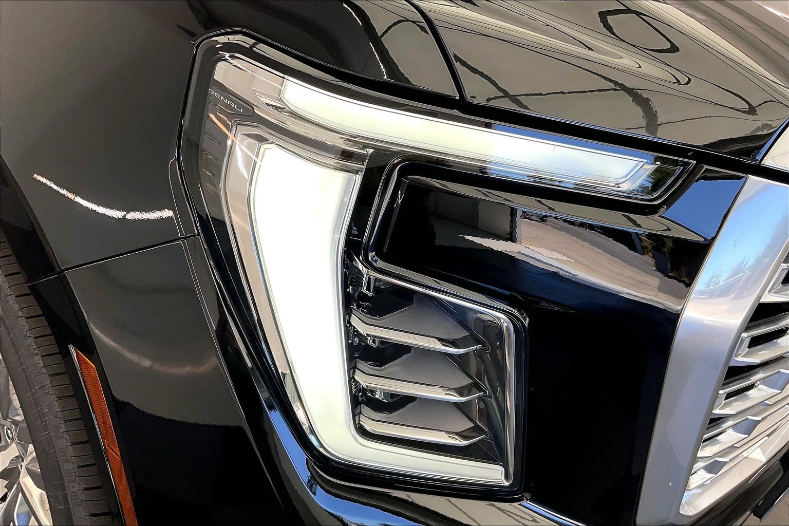 New 2026 GMC Yukon Denali w/ Advanced Technology Package AWD/4WD image 15