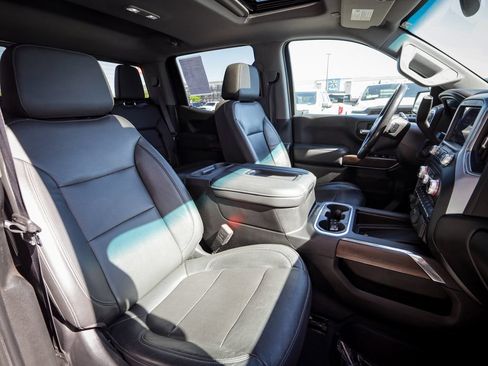 Used 2019 GMC Sierra 1500 SLT w/ SLT Premium Plus Package AWD/4WD image 22