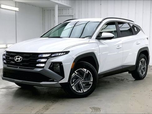 Certified 2025 Hyundai Tucson Blue image 2