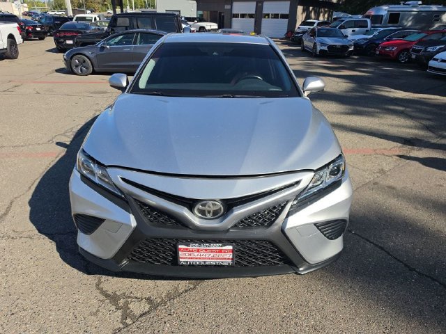 Used 2018 Toyota Camry SE FWD image 21