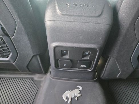 Used 2021 Ford Bronco First Edition AWD/4WD image 14