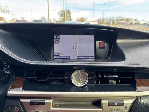 Used 2013 Lexus ES 350 image 26