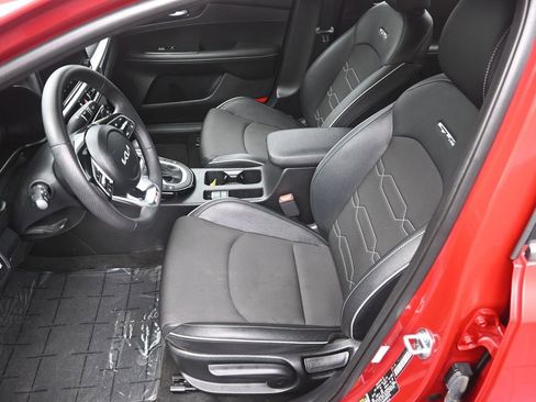 Certified 2024 Kia Forte GT-Line w/ GT-Line Premium Package image 15