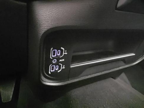 Certified 2026 RAM 2500 Big Horn AWD/4WD image 22