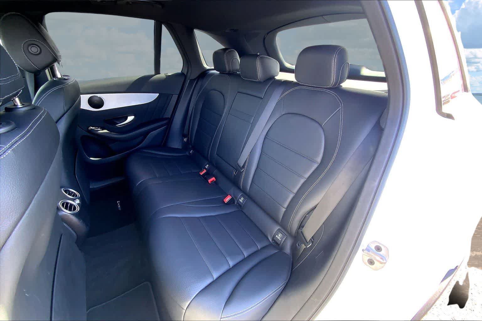 Used 2022 Mercedes-Benz GLC 300 image 29
