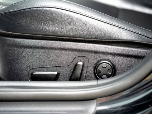 Used 2021 Kia Stinger GT-Line image 29