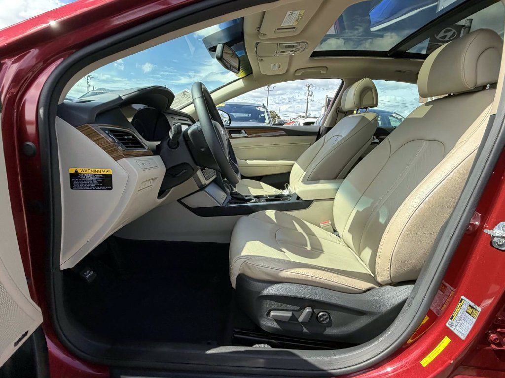 Used 2015 Hyundai Sonata Limited w/ Option Group 05 FWD image 8