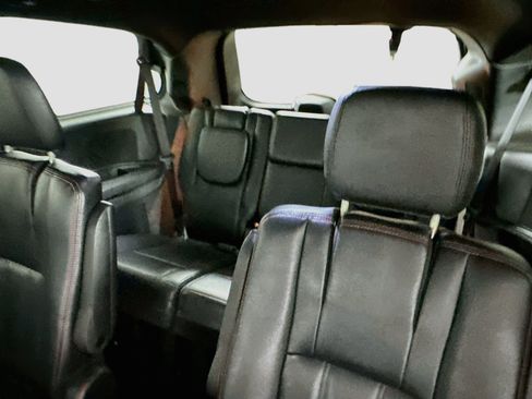 Used 2019 Dodge Grand Caravan GT FWD image 28