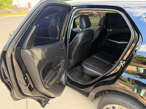 Used 2019 Ford EcoSport Titanium AWD/4WD image 11