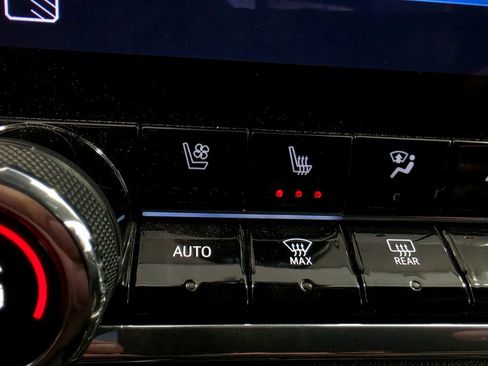 Used 2024 Chevrolet Colorado ZR2 w/ ZR2 Convenience Package III AWD/4WD image 49