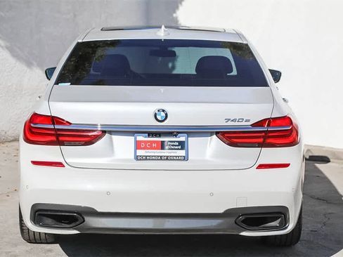 Used 2017 BMW 740e xDrive image 5