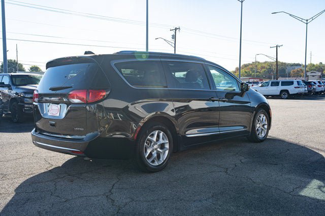Used 2020 Chrysler Pacifica Limited FWD image 5