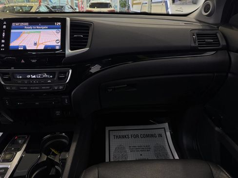 Used 2017 Honda Pilot Touring image 33