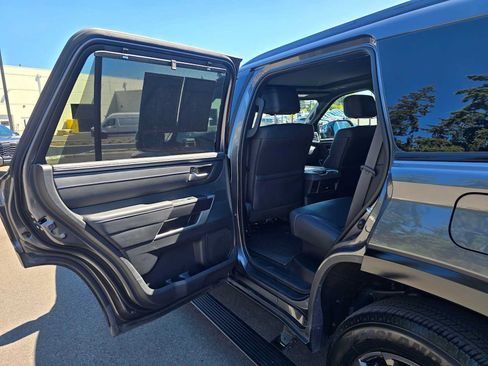 Used 2024 Toyota Sequoia Platinum AWD/4WD image 15