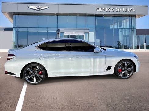 Used 2025 Genesis G70 2.5T w/ Sport Prestige Package image 9