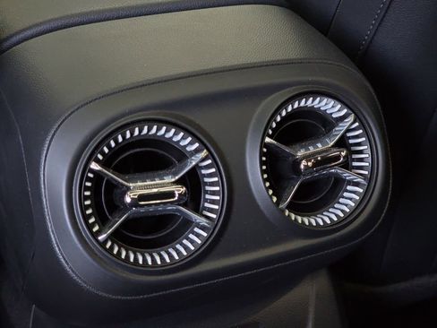 Used 2025 Chevrolet Blazer EV LT image 37