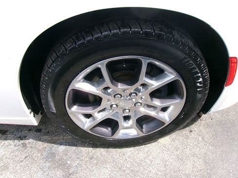 Used 2015 Dodge Charger SXT w/ Rallye Group image 9