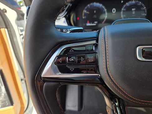 New 2026 Jeep Grand Cherokee Summit w/ Obsidian Package image 30