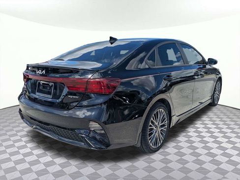 Used 2024 Kia Forte GT-Line w/ GT-Line Premium Package FWD image 3