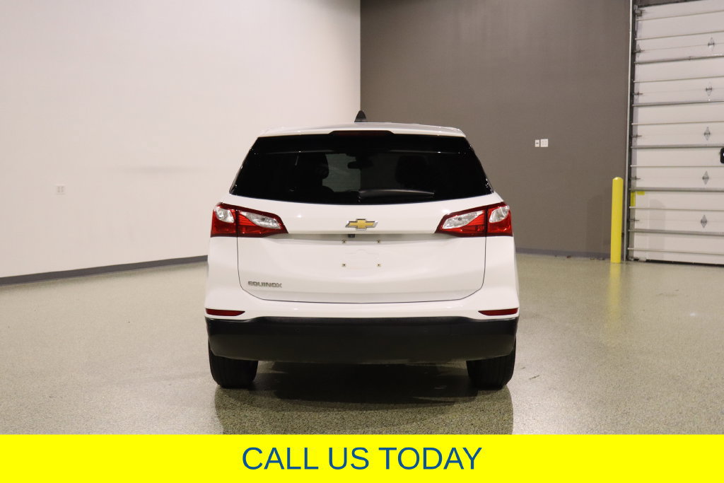 Used 2020 Chevrolet Equinox LS w/ LS Convenience Package FWD image 9