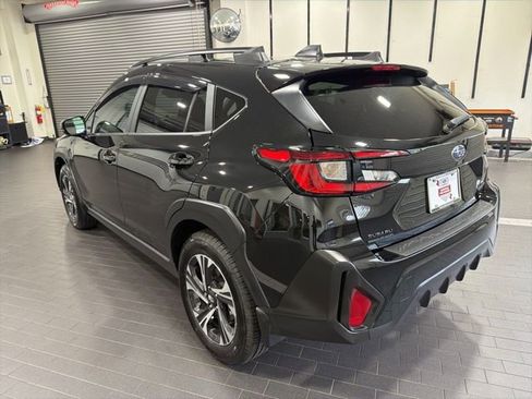 Used 2026 Subaru Crosstrek 2.0i Premium AWD/4WD image 3