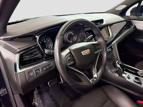 Used 2024 Cadillac XT6 Sport w/ Technology Package AWD/4WD image 11