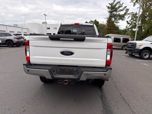Used 2017 Ford F350 Lariat w/ Lariat Value Package AWD/4WD image 5