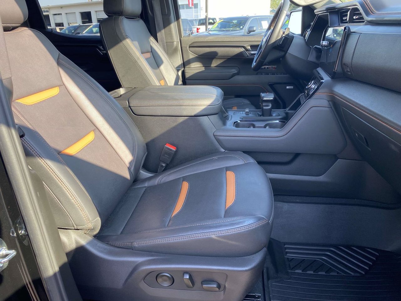 Used 2026 GMC Sierra 1500 AT4 w/ Technology Package AWD/4WD image 13