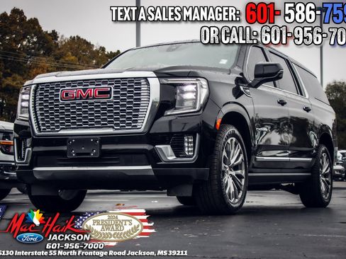 Used 2021 GMC Yukon XL Denali w/ Denali Premium Package image 4