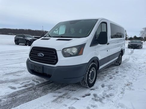 Used 2016 Ford Transit 150 XL image 7