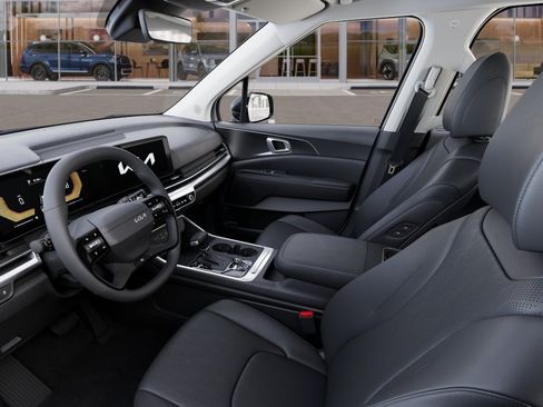 New 2027 Kia Carnival EX FWD image 17