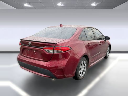 Used 2022 Toyota Corolla LE image 7