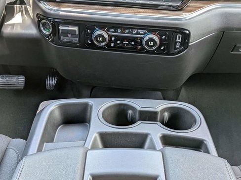 Used 2025 Chevrolet Silverado 1500 LT RWD image 19
