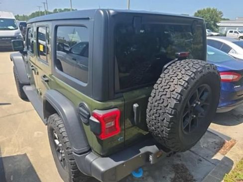 Used 2024 Jeep Wrangler Unlimited AWD/4WD image 4