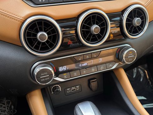 Used 2022 Nissan Sentra SV w/ SV Premium Package image 37