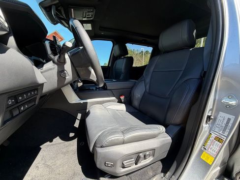 Used 2024 Toyota Tundra Platinum image 5