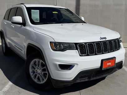 Used 2020 Jeep Grand Cherokee Laredo