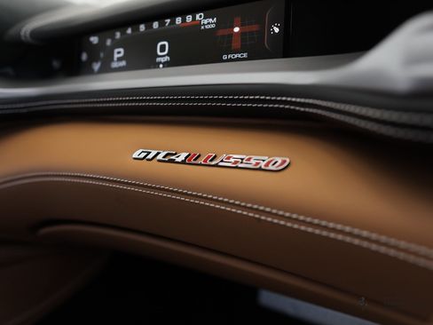 Certified 2018 Ferrari GTC4Lusso AWD/4WD image 16