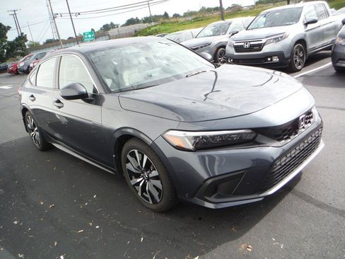 Used 2023 Honda Civic EX-L image 6