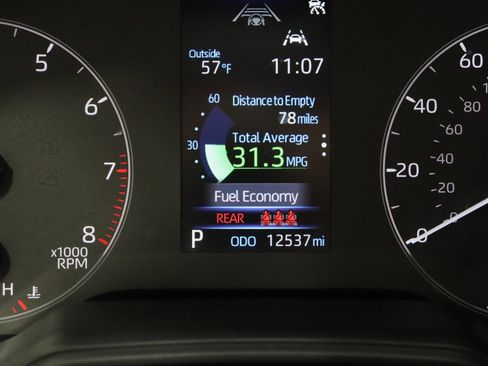 Used 2025 Toyota Corolla SE image 37