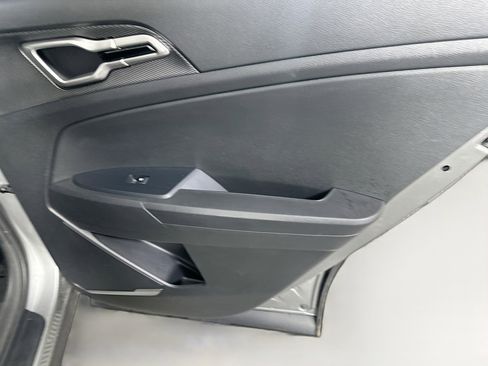 Used 2024 Kia Sportage LX image 27