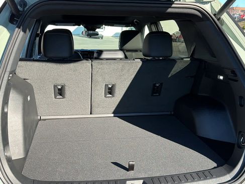 New 2026 Chevrolet Equinox LT w/ Convenience Package II image 27