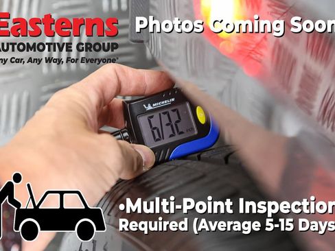 Used 2025 Ford Mustang Coupe RWD image 27