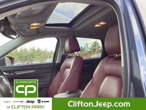 Used 2024 MAZDA CX-5 Carbon Edition image 13