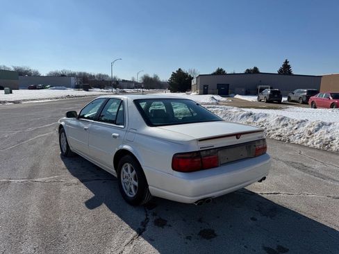 Used 2001 Cadillac Seville SLS w/ Luxury Pkg image 3