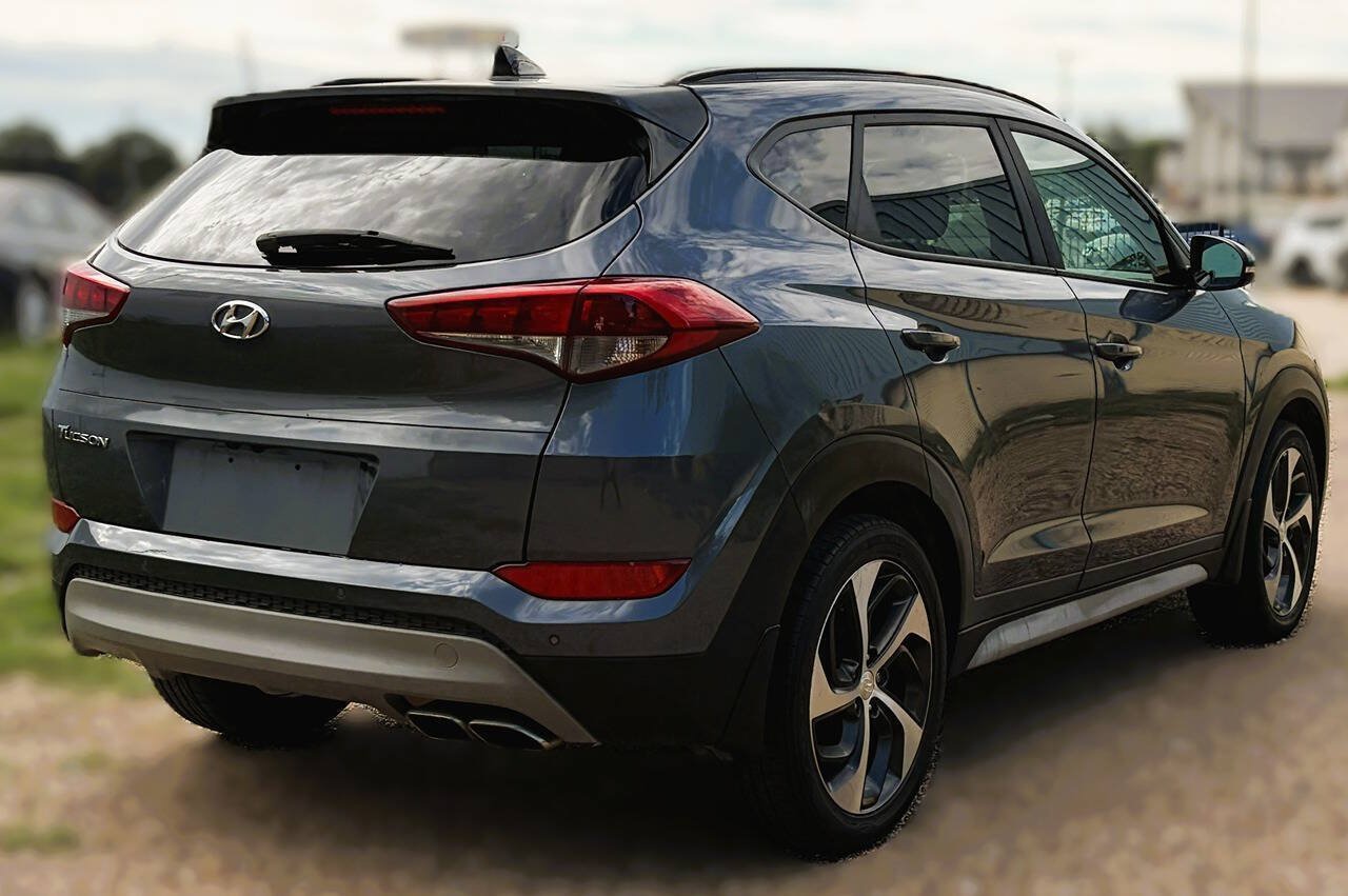 Used 2018 Hyundai Tucson Value w/ Cargo Package FWD image 7